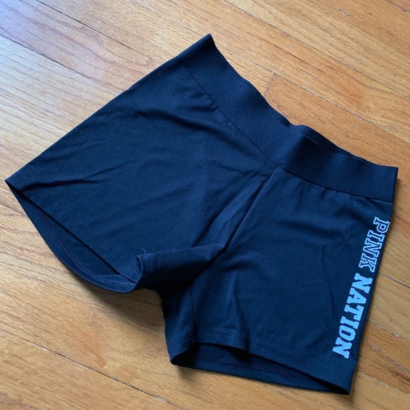 PINK Victoria's Secret Pants - Victoria’s Secret PINK shorts size S